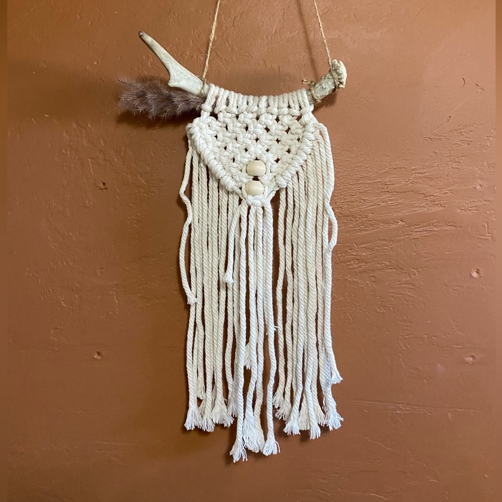 Deer antler macrame